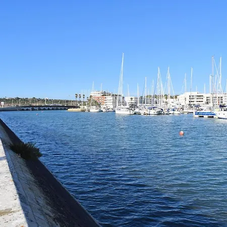 Near Marina Апартаменты Лагуш
