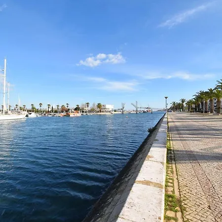 Lejlighed Near Marina